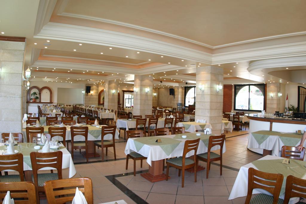 Valley View Hotel - Hammana Exterior photo